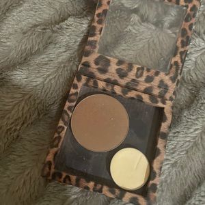 Cheetah z palette with bronzer and brightener